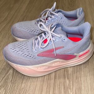 Brooks Women's Sneakers - Light Purple and Pink